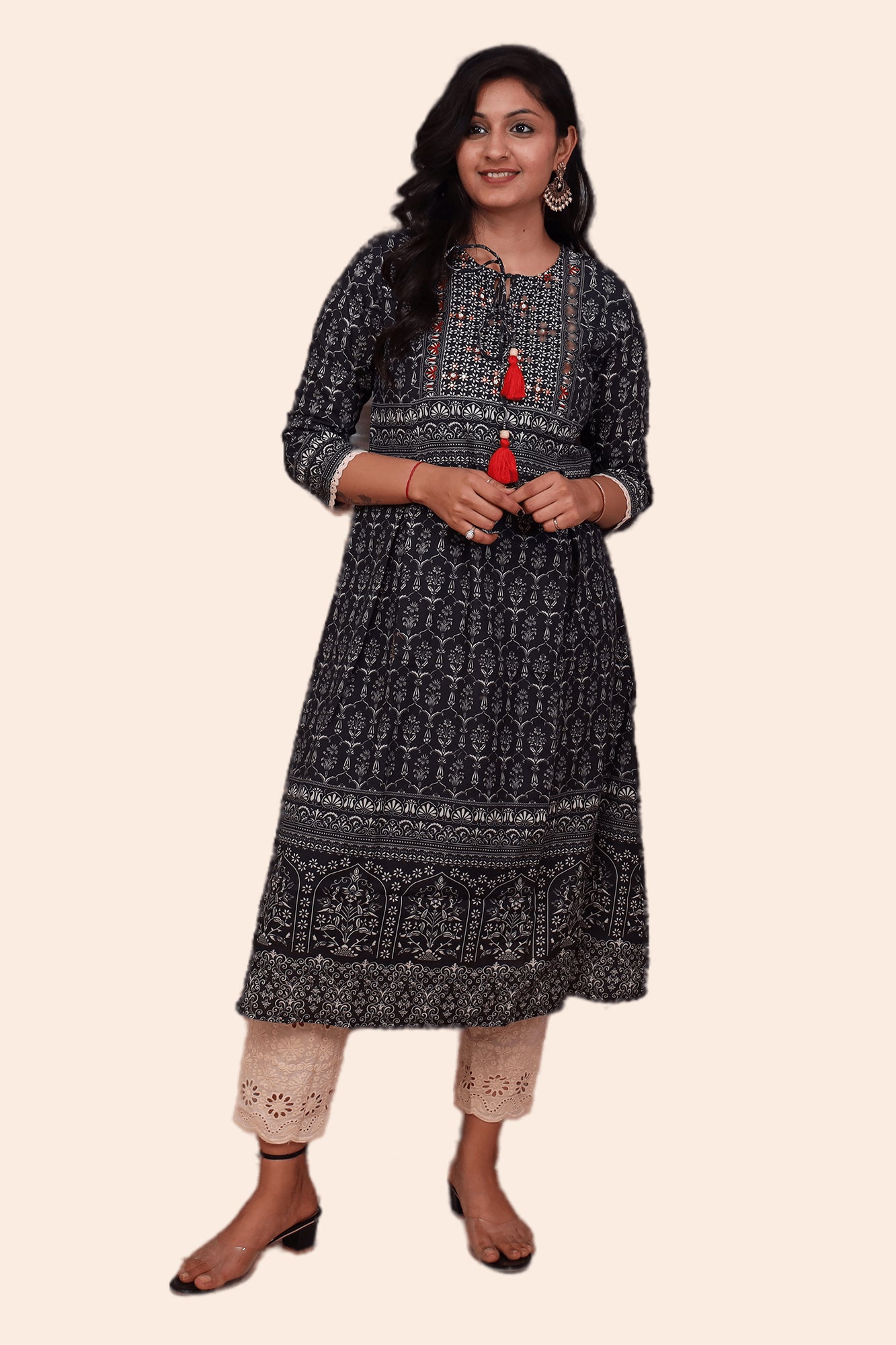 Urban Mystic Embroidered Print Kurta With Pant