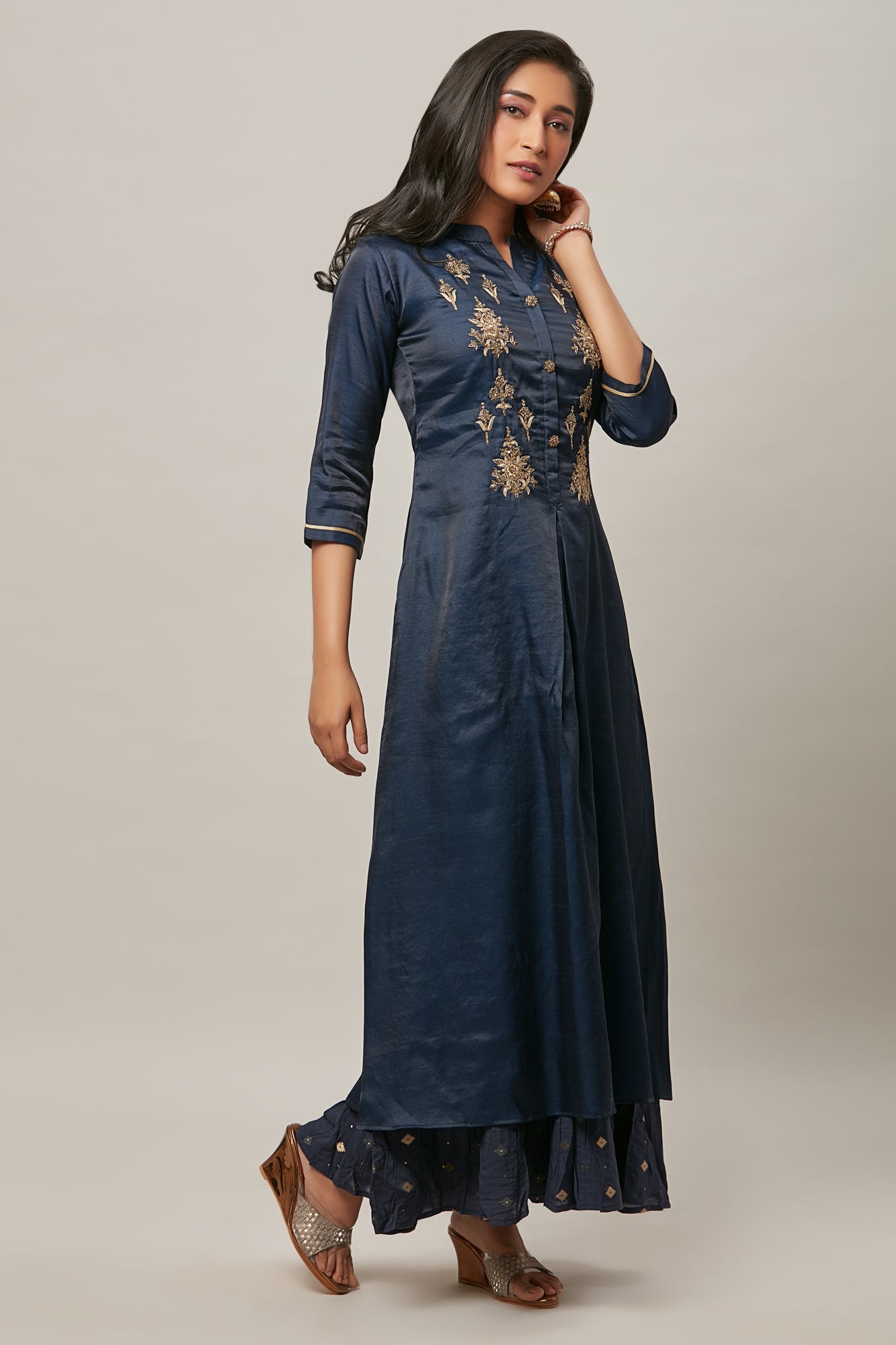 Urban Mystic Navy Blue Long Embroidered Kurta