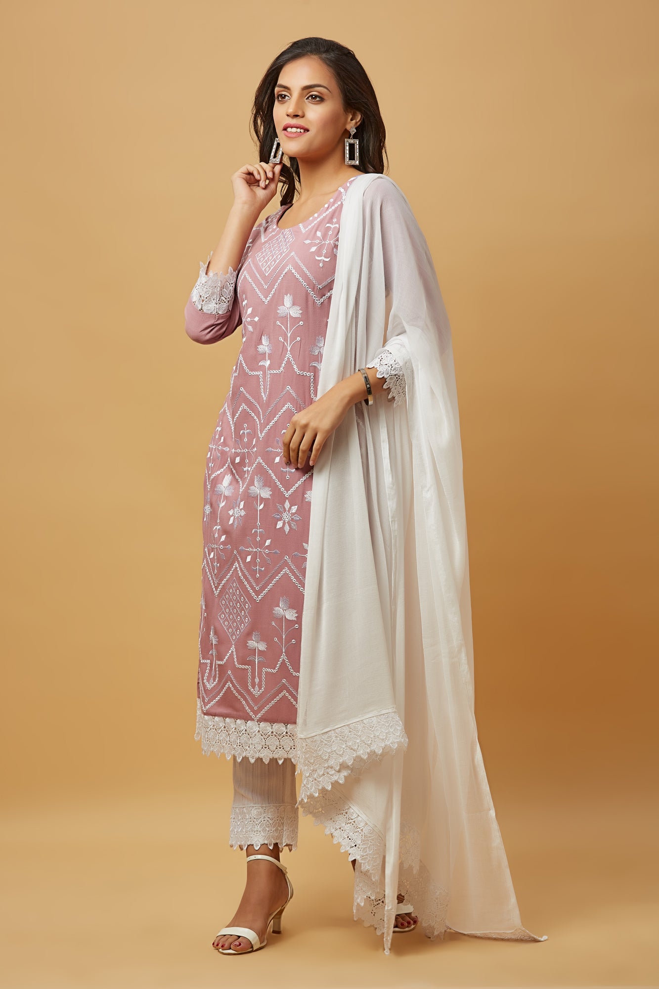 Urban Mystic Light Pink Thread Embrodired Straight Kurti Pant Set