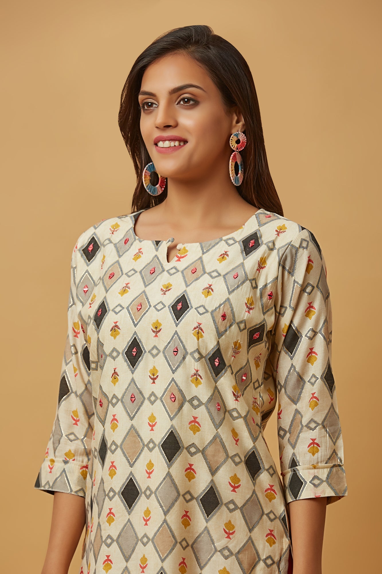 Urban Mystic Cream Diamond Shape Embroidered Kurta With Dupatta